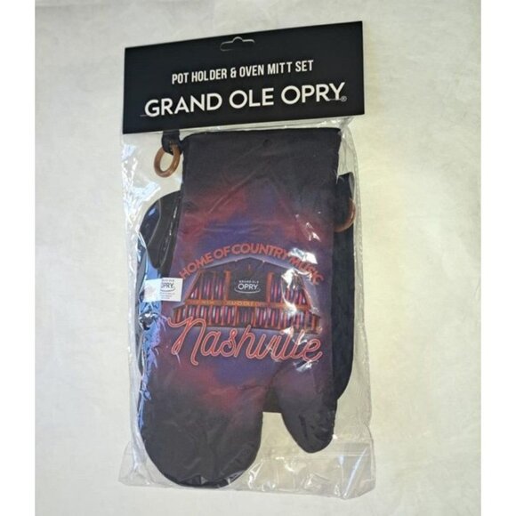Grand Ole Opry Oven Mitt Potholder Set Kitchen Nashville Home of Country Music - Picture 2 of 2